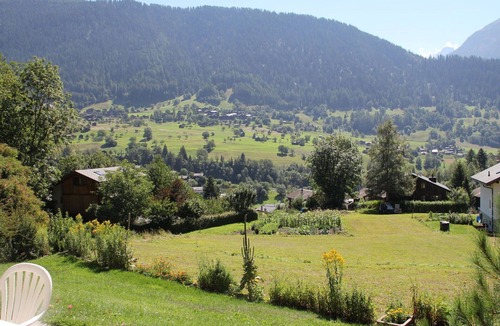 Fiesch Apartment | Nice apartment for 6 people with WIFI, TV and balcony