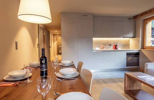 Zinal Apartment | Nice apartment for 6 people with WIFI, TV, terrace and pets allowed