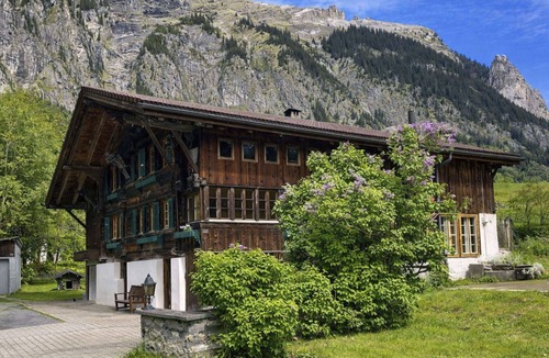 Kandersteg Apartment | Nice apartment for 7 guests with WIFI and balcony