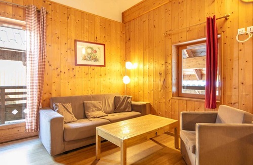 Saint-Sorlin-d'Arves Apartment | Nice Apt for 10 pers near the slopes