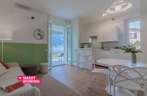 Lezzeno Apartment | Ninfea Apartments by Wonderful Italy - Fern