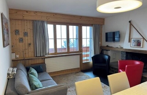 Saint-Luc Apartment | Outside: 3-room apartment for 5 people on the lower floor, balcony -Interior: 90 m2, closed entrance