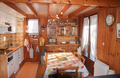 Barcelonnette Apartment | Parking, tv, 45m², Pra Loup