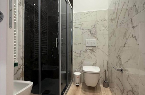 Zona Risorgimento Apartment | Penthouse Apartment at La Scala Theatre