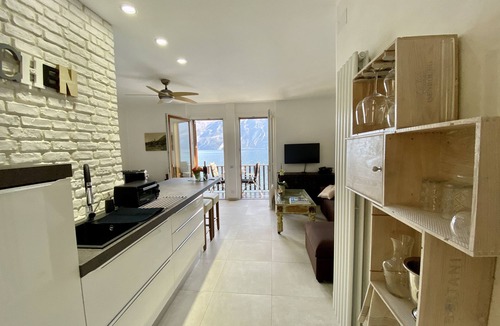 Limone sul Garda Apartment | Premium Unique Lakefront Bouganville 70 m² Apartment with Balcony