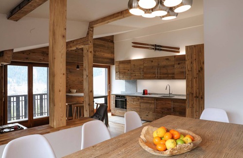 Chamonix City Centre Apartment | Quality Apartment close to Brevent Lift Station