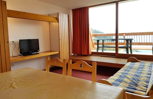 Arc-1600 Apartment | Residence Haut De L'Adret - Apartment 6 people in Arc 1600 close to the slopes and shops.