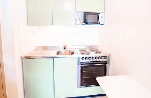 Villarodin-Bourget Apartment | Residence Les Avenieres - 2 Rooms for 4 People