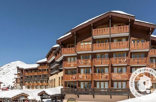 Belle Plagne Apartment | Resort center, Ground floor, view ski slopes, tv, ski locker, 21m², La Plagne
