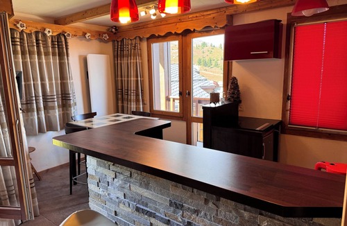 Belle Plagne Apartment | Ski-in/ski-out apartment. Belle Plagne. Sunstone. parking included.