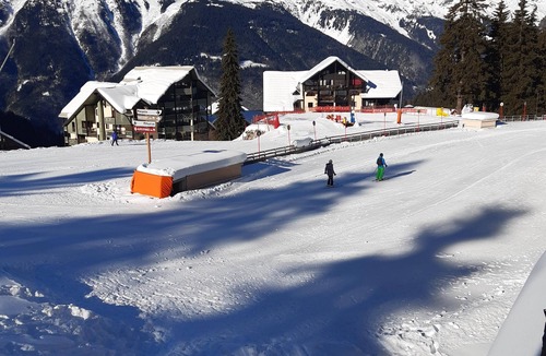 Oz-en-Oisans Apartment | Spacious and pleasant 62 m2 apartment in a family resort