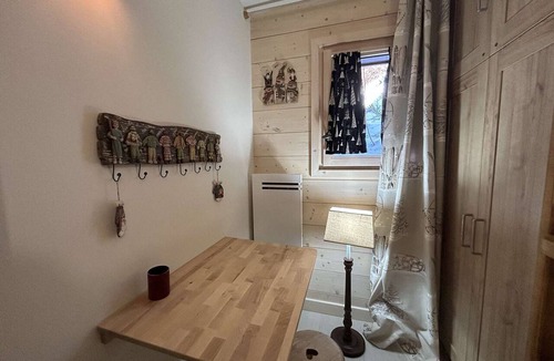 Meribel Village Apartment | Spacious apartment, parking included - 8 guests