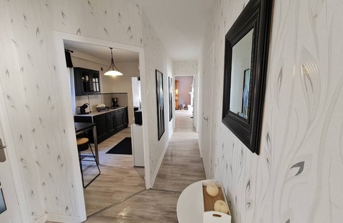 Thiers Apartment | Spacious Apartment with Valley View - 2 Bedrooms in Thiers