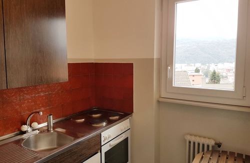 Vacallo Apartment | Spacious, bright studio - Balcony, Panoramic View, Free Parking