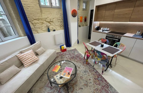 Quartier de France Apartment | Studio 11 bis – Facing Vichy Parks