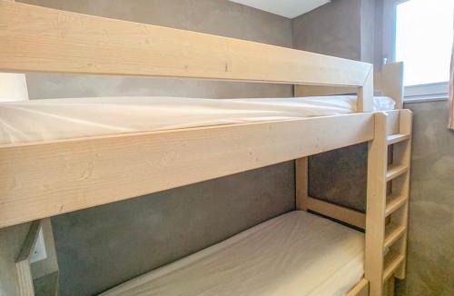 Val Claret Apartment | Studio cabine au pied des pistes, animaux acceptés - FR-1-502-286