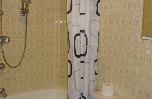 Les Gets Apartment | Studio Centre Les Gets 2 Pers, Linge Inclus, WiFi, Proche Télécabines et Commerces - FR-1-802-49