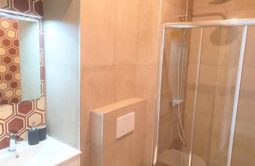 Gambetta Apartment | STUDIO CENTRE MER 301