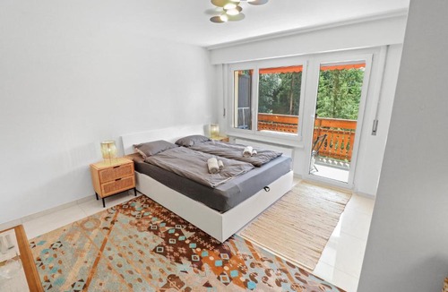Lens Apartment | Studio paisible et chaleureux