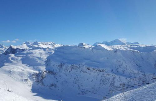 Flaine Apartment | Studio pour 4 pers., proche pistes et commerces, balcon sud, à Flaine Forêt - FR-1-687-66