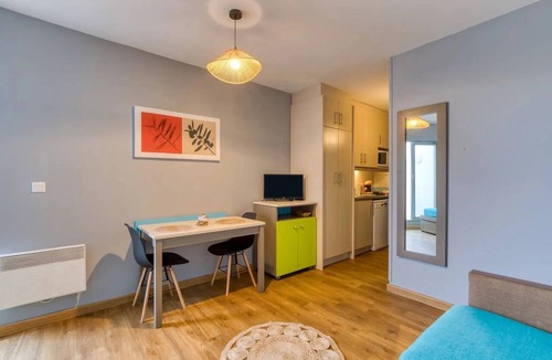 La Grande-Motte Apartment | Studio with Sea View Terrace on the Beach in La Grande Motte – Renovated 2026