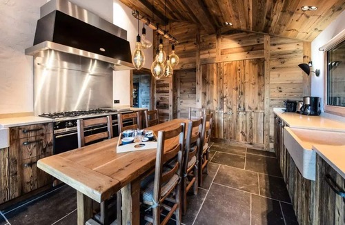 La Rosiere Ski Chalet | Stunning 5-star chalet on the edge of the forest in La Rosière, sleeps 16