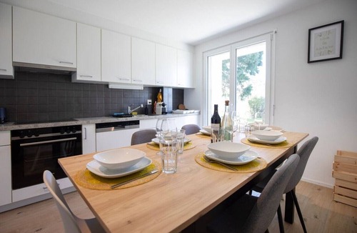 Gibloux Apartment | Stunning, bright apartment with a private garden
