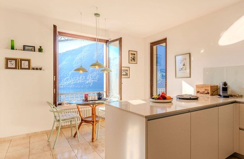 San Mamete Villa | Stunning private villa for 14 people with private pool, WIFI, TV, terrace and pets allowed