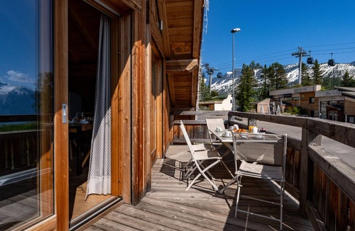 Viel-Alpe Ski Chalet | SUITE LA MEIGE