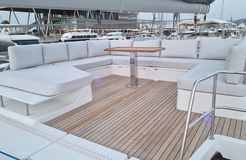 Port Grimaud Boat Rental | Sun-Kissed Sailing Adventure in Provence-Alpes-Côte d'Azur