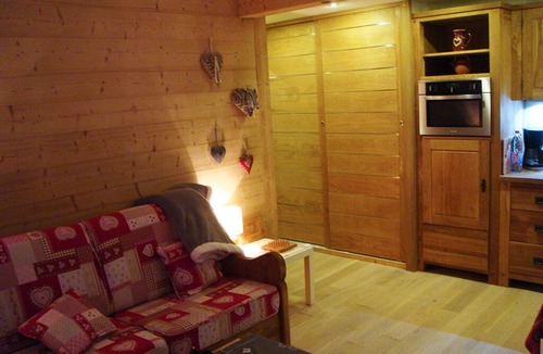 Meribel-Mottaret Apartment | SUR PISTE 2 rooms 4/5pers 35M2 classified 3* + LABEL MERIBEL. WIFI GARAGE
