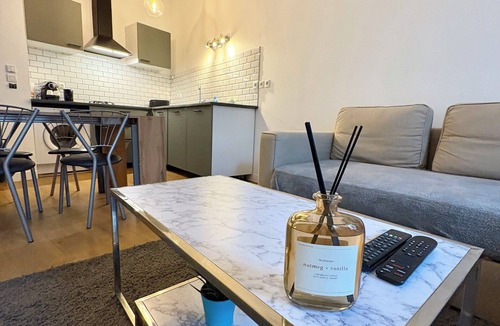 Bourgoin-Jallieu Apartment | T3 hyper center near train station