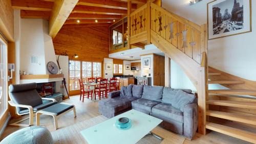 Saint-Pierre-de-Clages Apartment | Terrasses du Paradis 7A LUXE & CENTER apart 8 pers