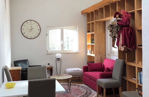 Villeneuve Apartment | « The Nest » short walk to town/lake/nature/train/bus