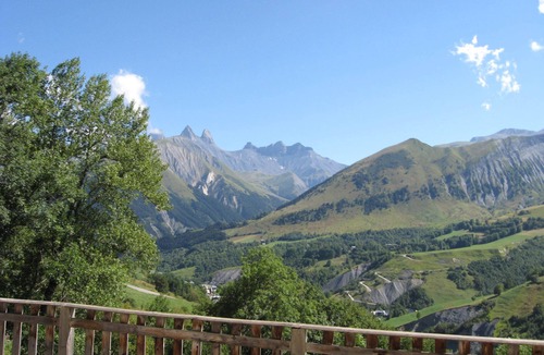 Saint-Jean-d'Arves House | The shepherdess in the hamlet of La Chal