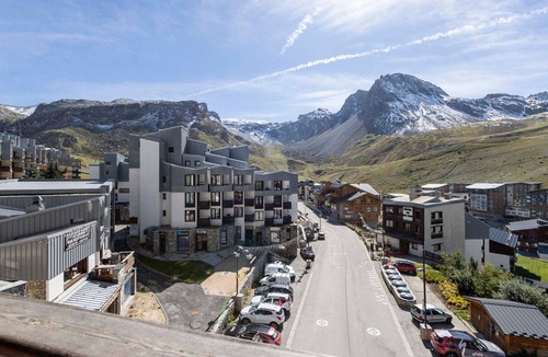 Val Claret Apartment | Tignes Val Claret: Elegant Duplex for 8 with wifi
