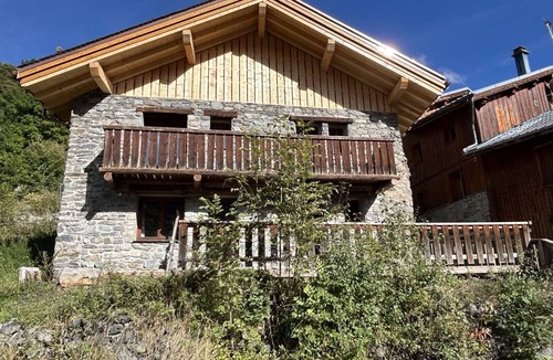 Meribel Ski Chalet | Traditional chalet for 8 in Méribel, calm and picturesque