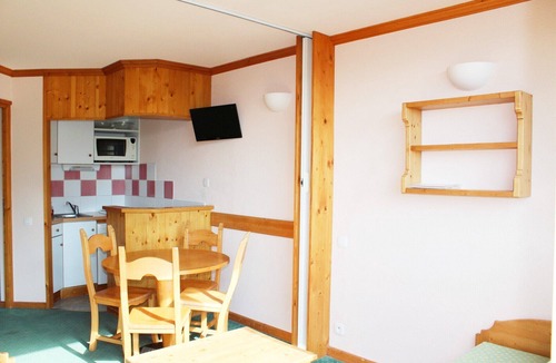 Belle Plagne Apartment | travelski home classic - Vue Pistes - Studio 3/4 personnes L19
