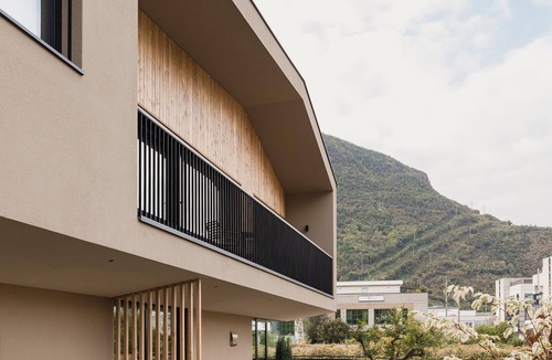 Centro - Piani - Rencio Apartment | Trianglhof Apartment 'Hörtenberg' with Spacious Balcony and Southwest View