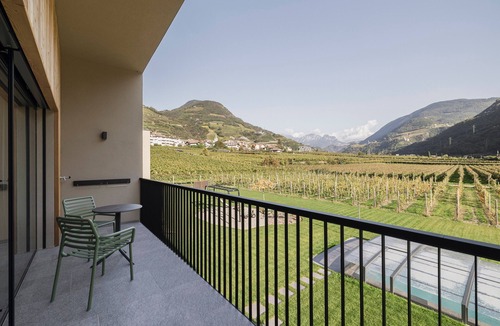 Centro - Piani - Rencio Apartment | Trianglhof Apartment 'Kampill' with Stunning Mountain Views and Spacious Balcony