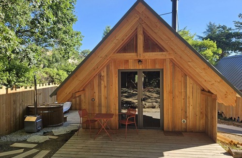 Le Teil Cabin | Venus de Botticelli Cabin