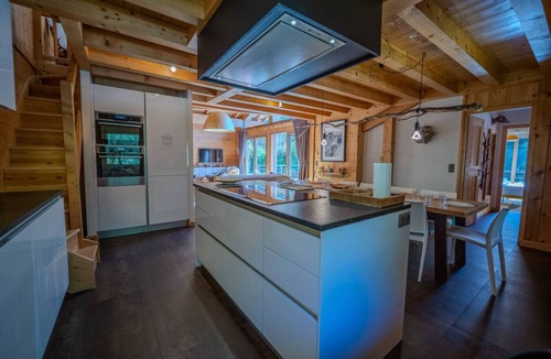Les Bossons Ski Chalet | Vieil Ours - Douillet Chalet |11pax |Familial | Vue Mt-Blanc