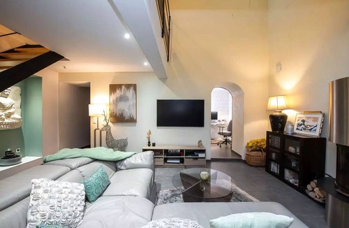 Divonne-les-Bains House | Villa Cendrée & 4 bedrooms & 20 minutes Geneva