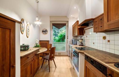 Merano Apartment | Villa Coris Apartment Magnolia 110 sqm with Garden