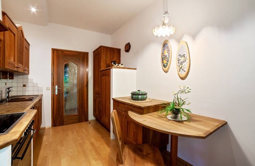 Merano Apartment | Villa Coris Apartment Magnolia 110 sqm with Garden