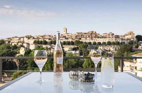 Vence Villa | Villa Epure - Contemporary elegance in the heart of beautiful Vence