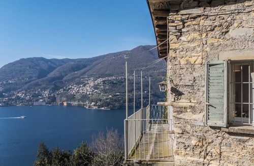 Blevio House | Villa Eugenia - Pool e Garden Retreat in Como .