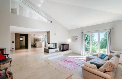 San Fermo della Battaglia Villa | Villa Marta by Quokka 360 - Elegant Villa in the Hills of Como
