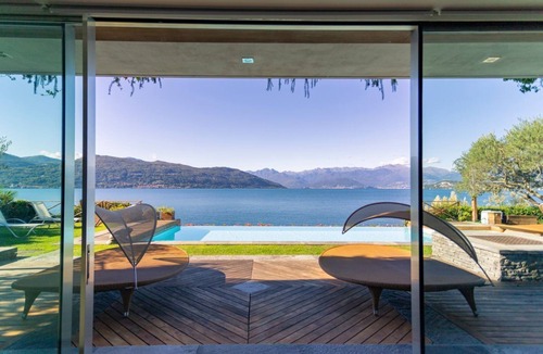 Ispra Villa | Villa Meraviglia - Four Bedroom Villa, Sleeps 8