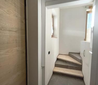 Linzanico House | Villa Raggio di Sole